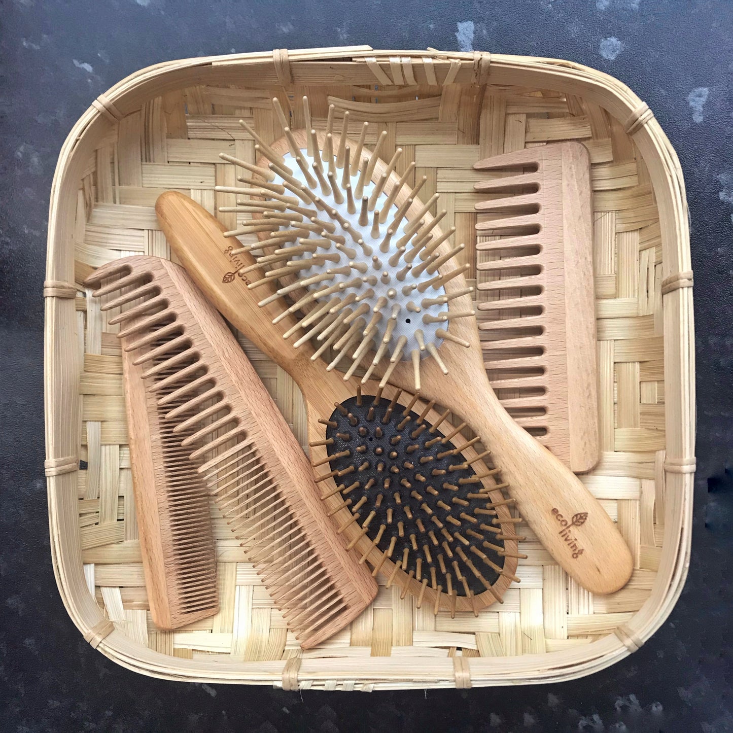 Hairbrush Sustainable Wood & Bamboo