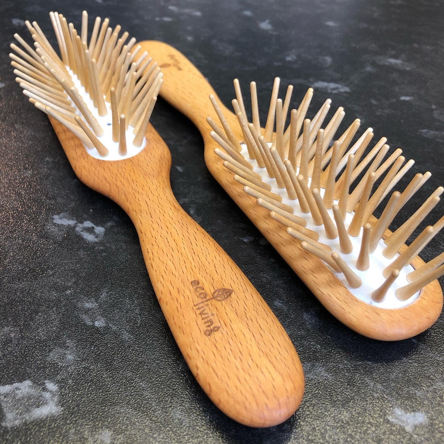 Hairbrush Sustainable Wood & Bamboo